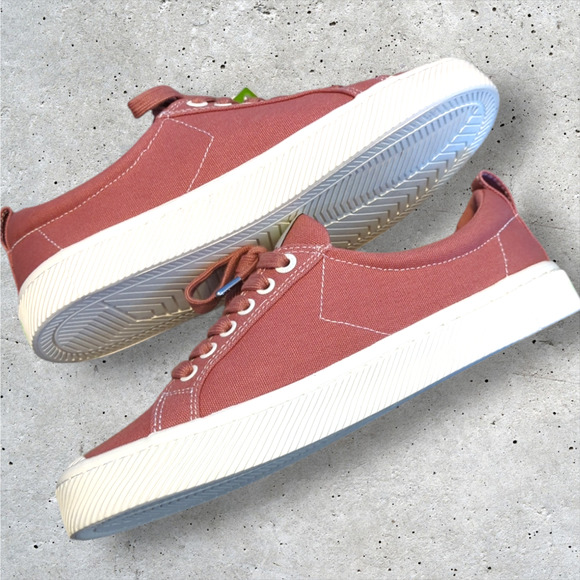 CARIUMA + Pantone Rose Low Profile Canvas Sneakers Tennis Shoes Women's 9.5 - Picture 3 of 10